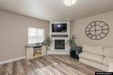 1124 Dawning Dr - Photo 9