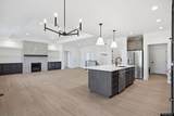 1072 Cornwall St - Photo 13
