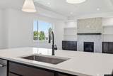1072 Cornwall St - Photo 14