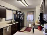1808 Crest Way - Photo 5