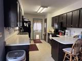 1808 Crest Way - Photo 6