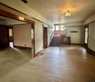 1009 Coburn Avenue - Photo 7