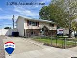 917 Eastview - Photo 1
