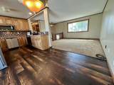 917 Eastview - Photo 5