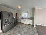 205 Gale - Photo 11