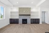 1072 Cornwall St - Photo 8