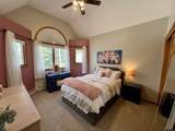 3215 Riverside Drive - Photo 30