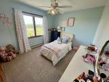 3215 Riverside Drive - Photo 33