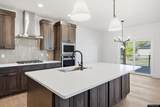 1072 Cornwall St - Photo 10