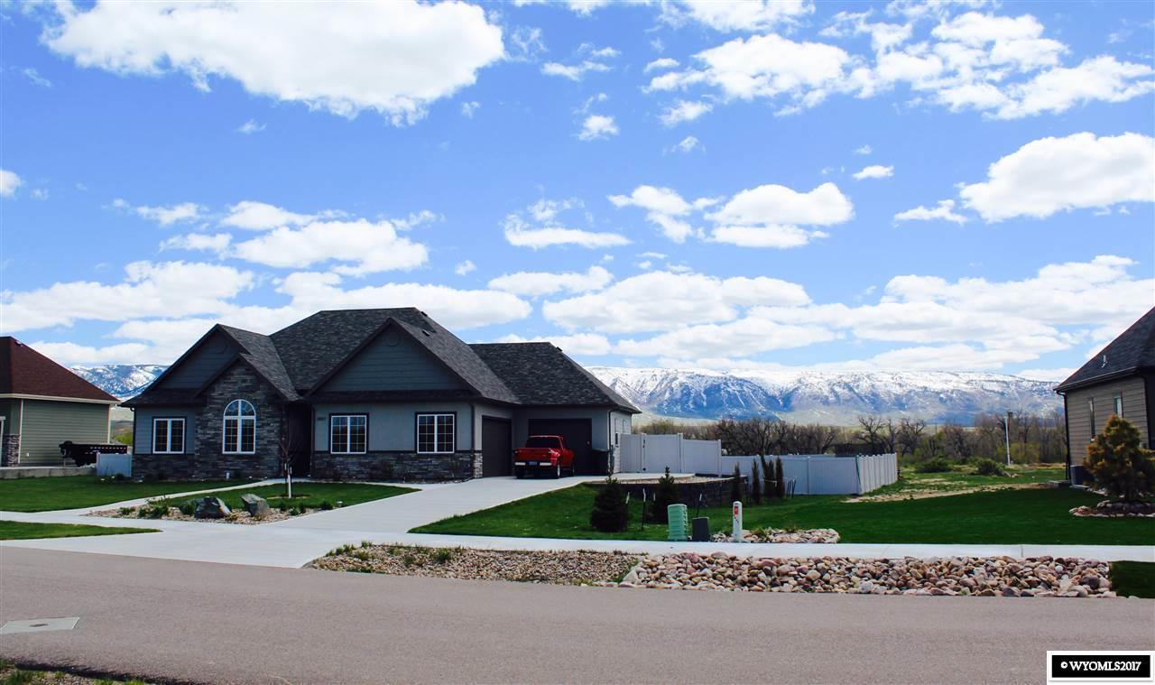 6060 River's Gate - Photo 1