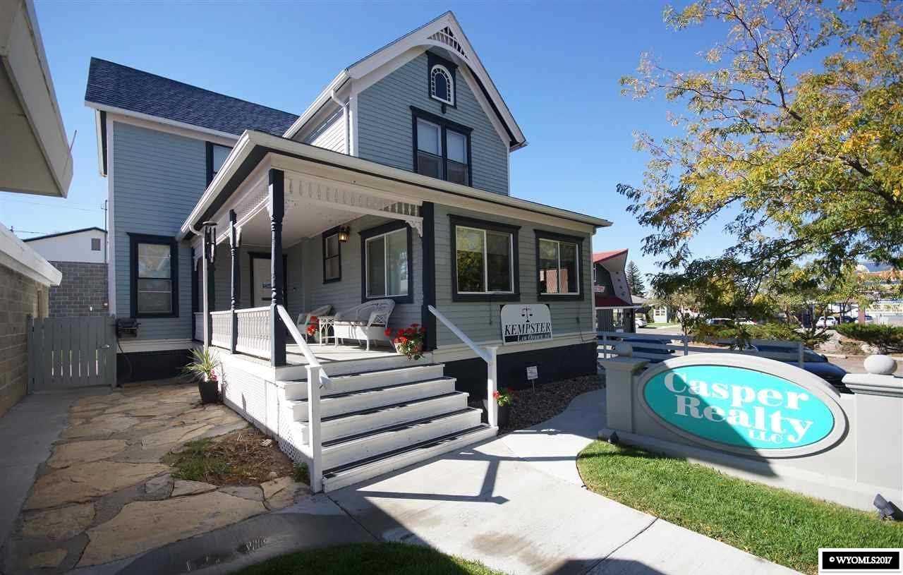 725 2nd Street - Photo 1