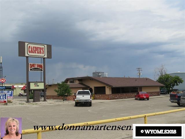 581 Poplar - Photo 1