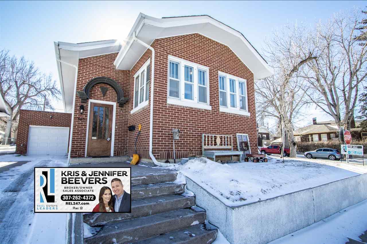305 12th Street - Photo 1