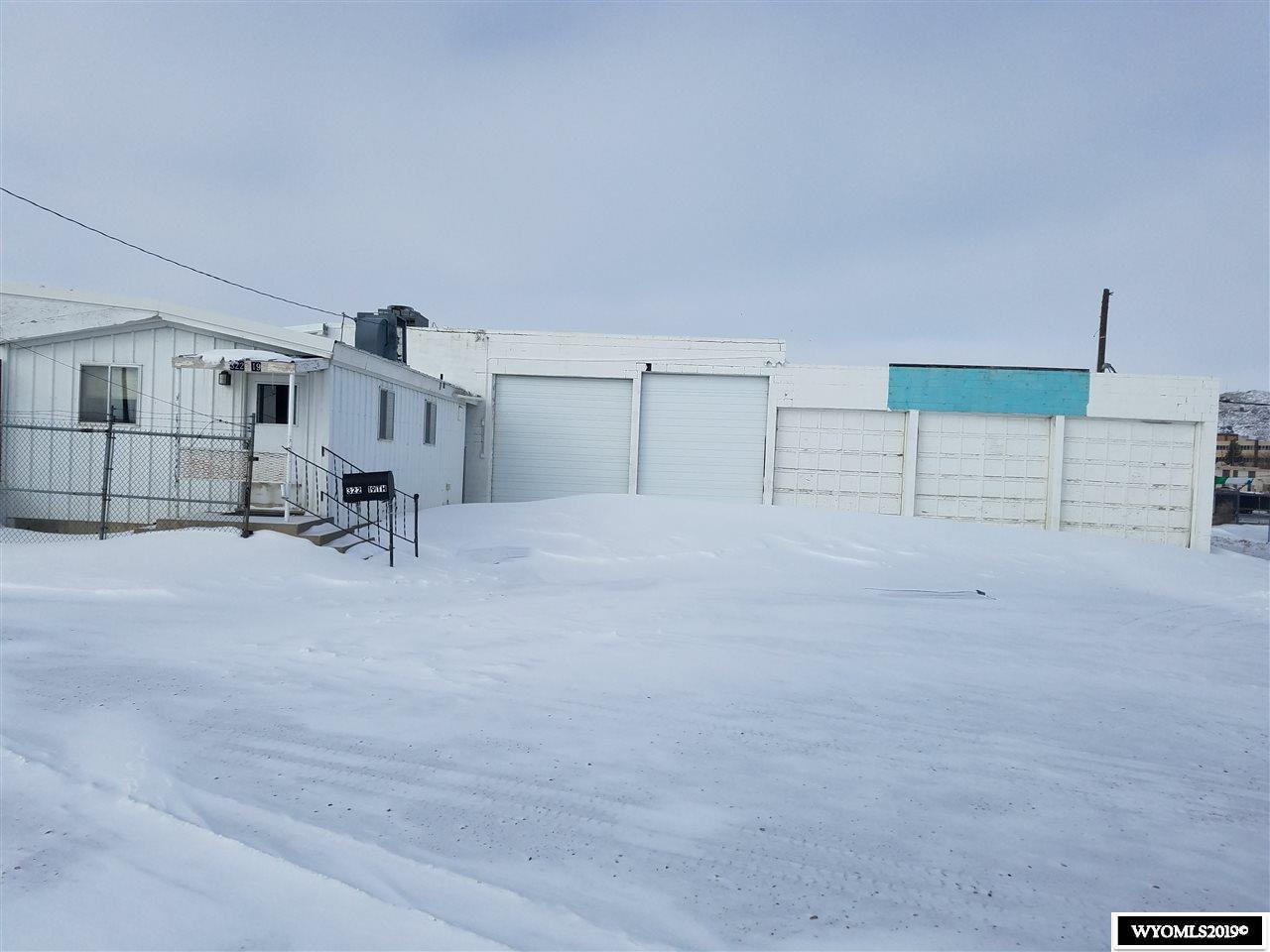 322 19th Street - Photo 1