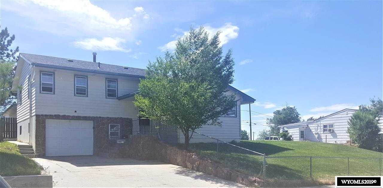 1130 Willow - Photo 1
