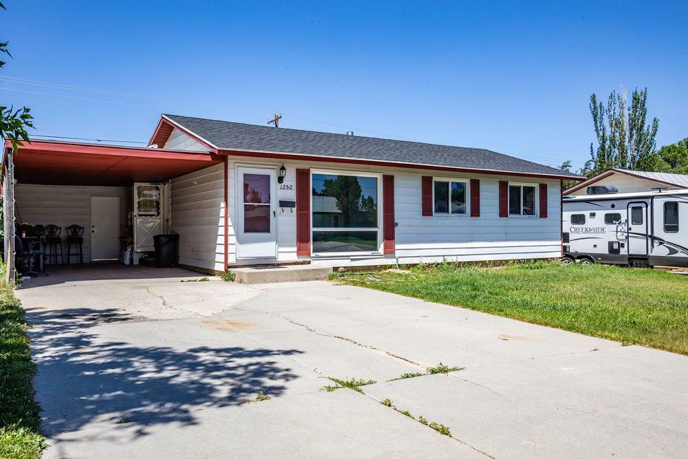 1252 Lincoln Avenue - Photo 1