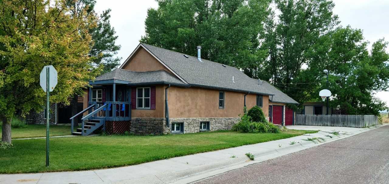 528 Clover Avenue - Photo 1