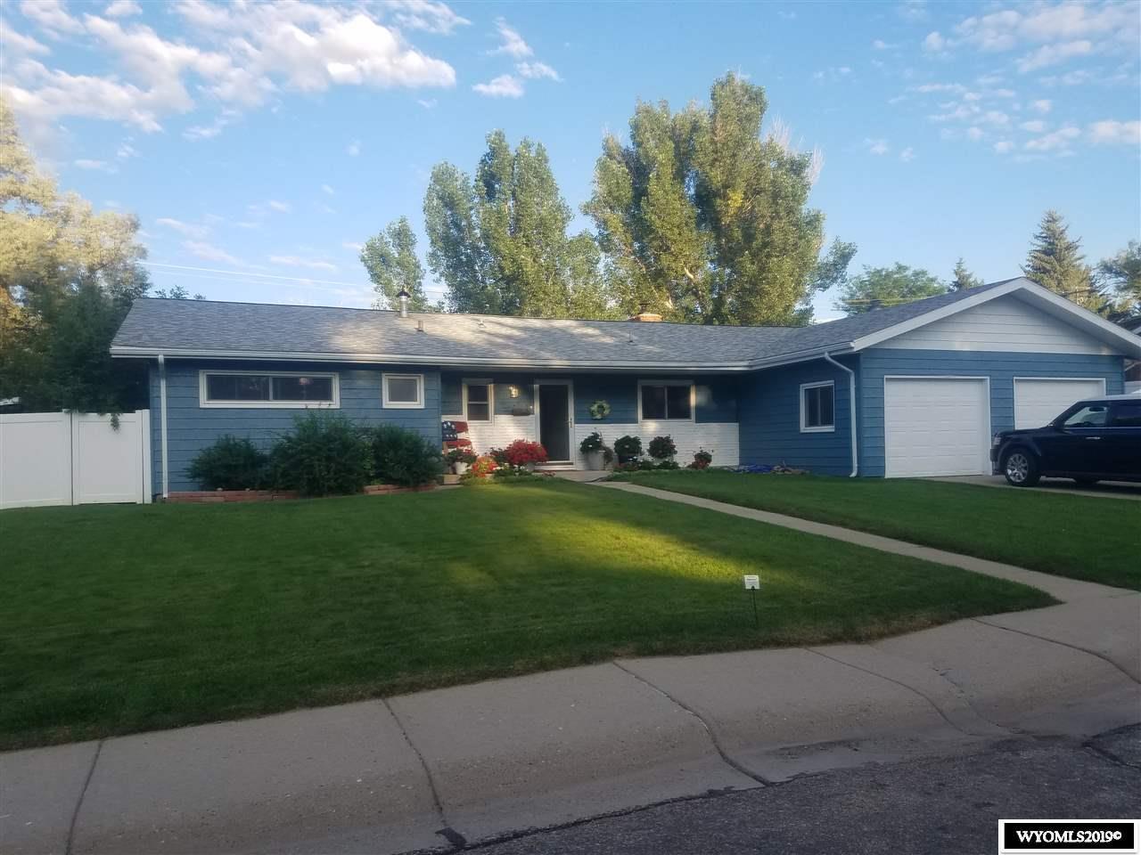 3601 Hawthorne - Photo 1