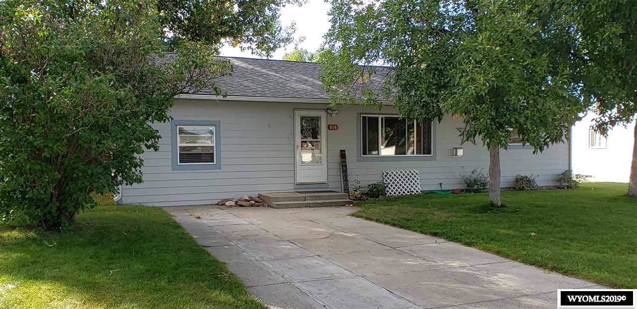 816 10th Street - Photo 1