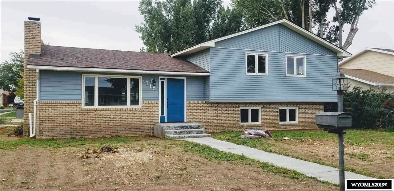 1718 Yellowstone Avenue - Photo 1