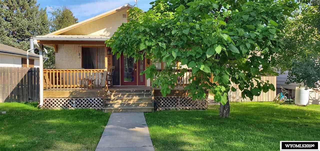 209 Leiter Avenue - Photo 1