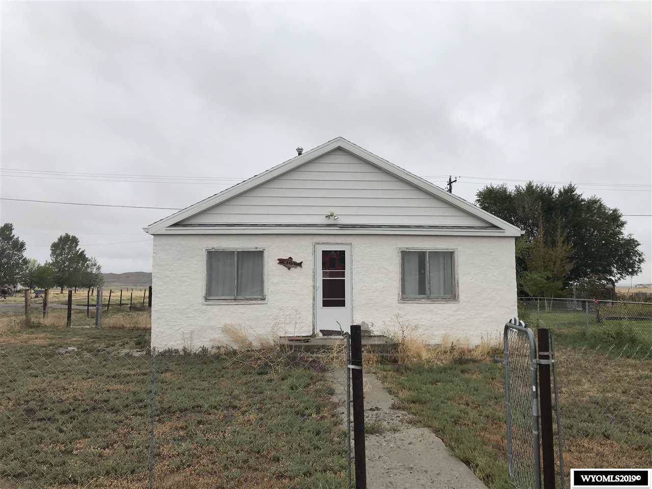 405 Maple Street - Photo 1