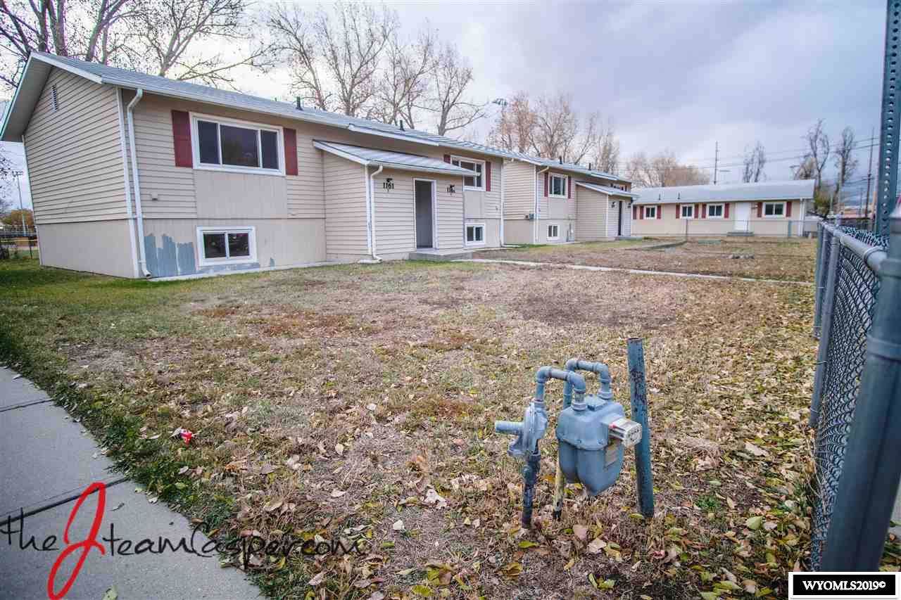 1157-1165 Melrose - Photo 1