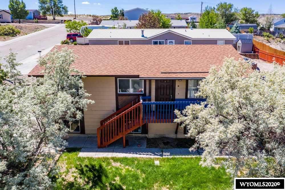 812 Maple Street - Photo 1