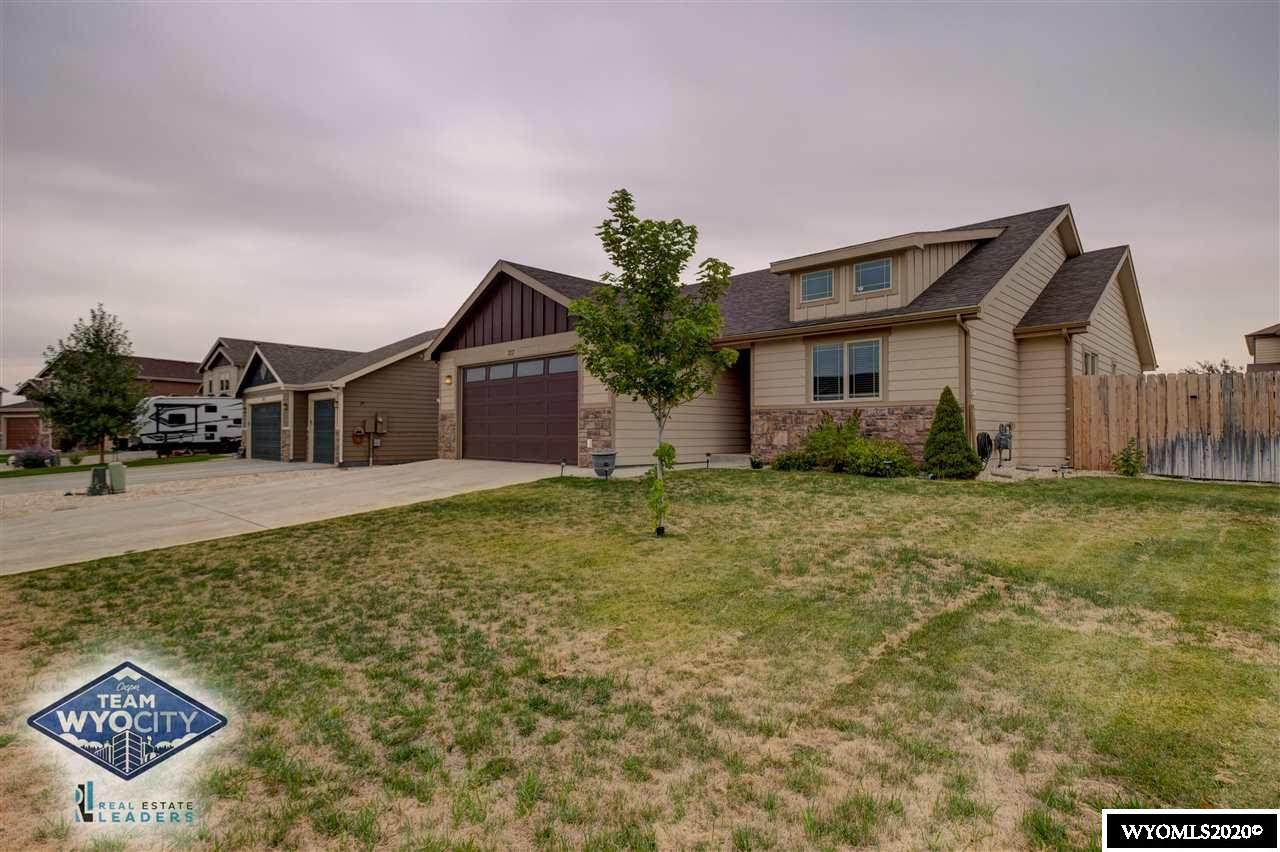 717 Camp Davis Circle - Photo 1