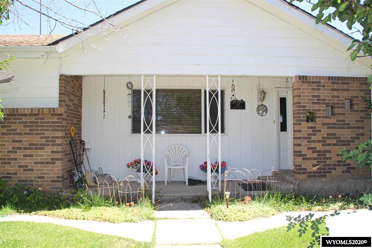 117 S Grant St - Photo 1