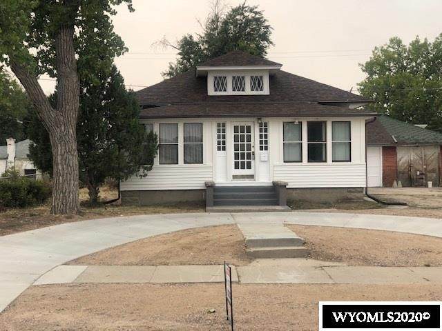 132 Lincoln Street - Photo 1