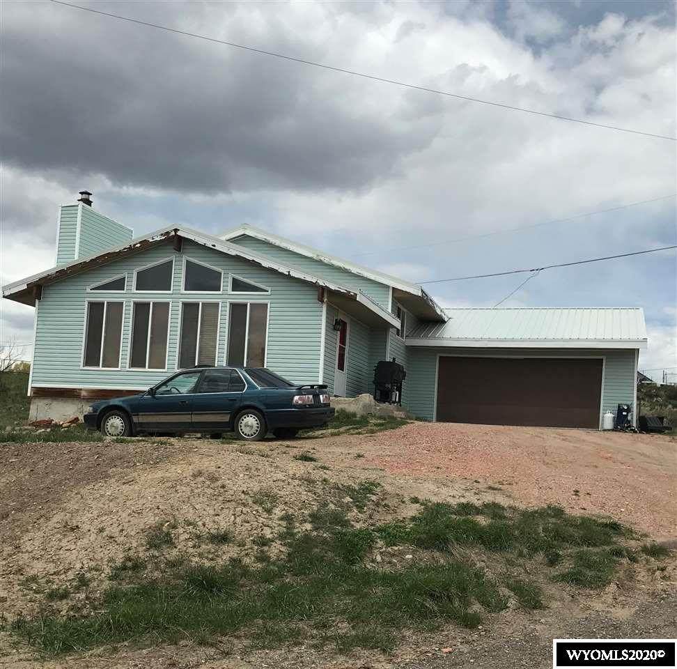 402 East Avenue - Photo 1