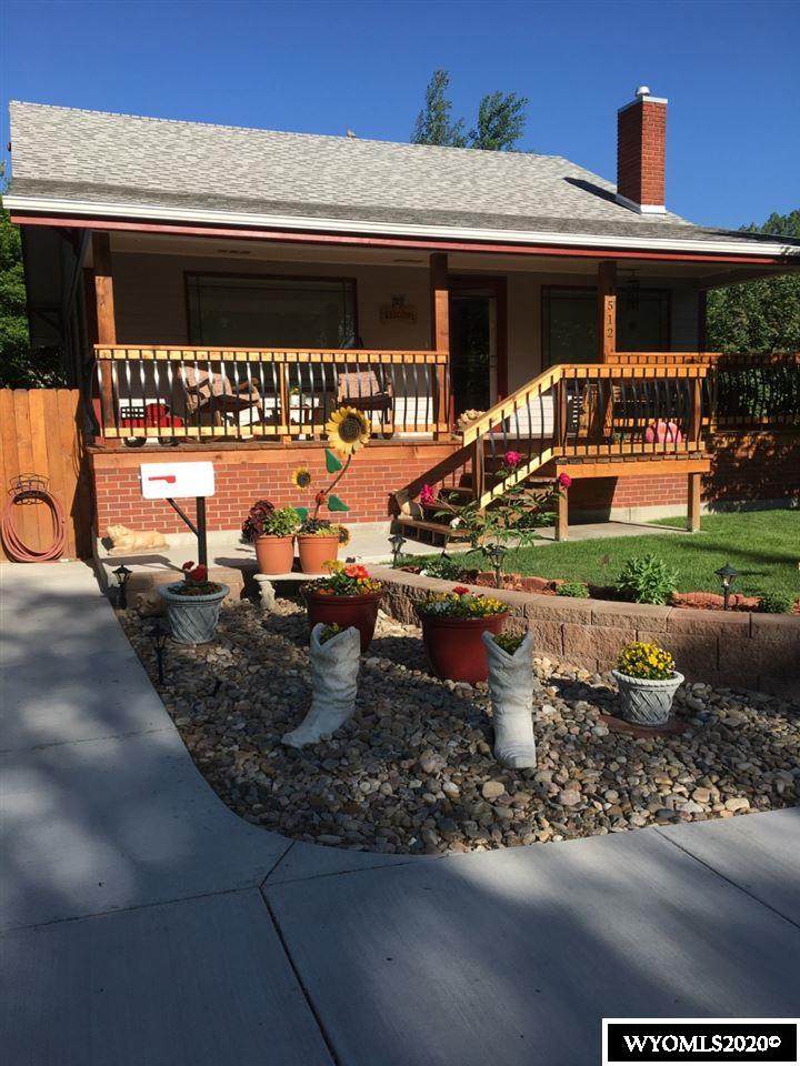 1512 Ash Street - Photo 1