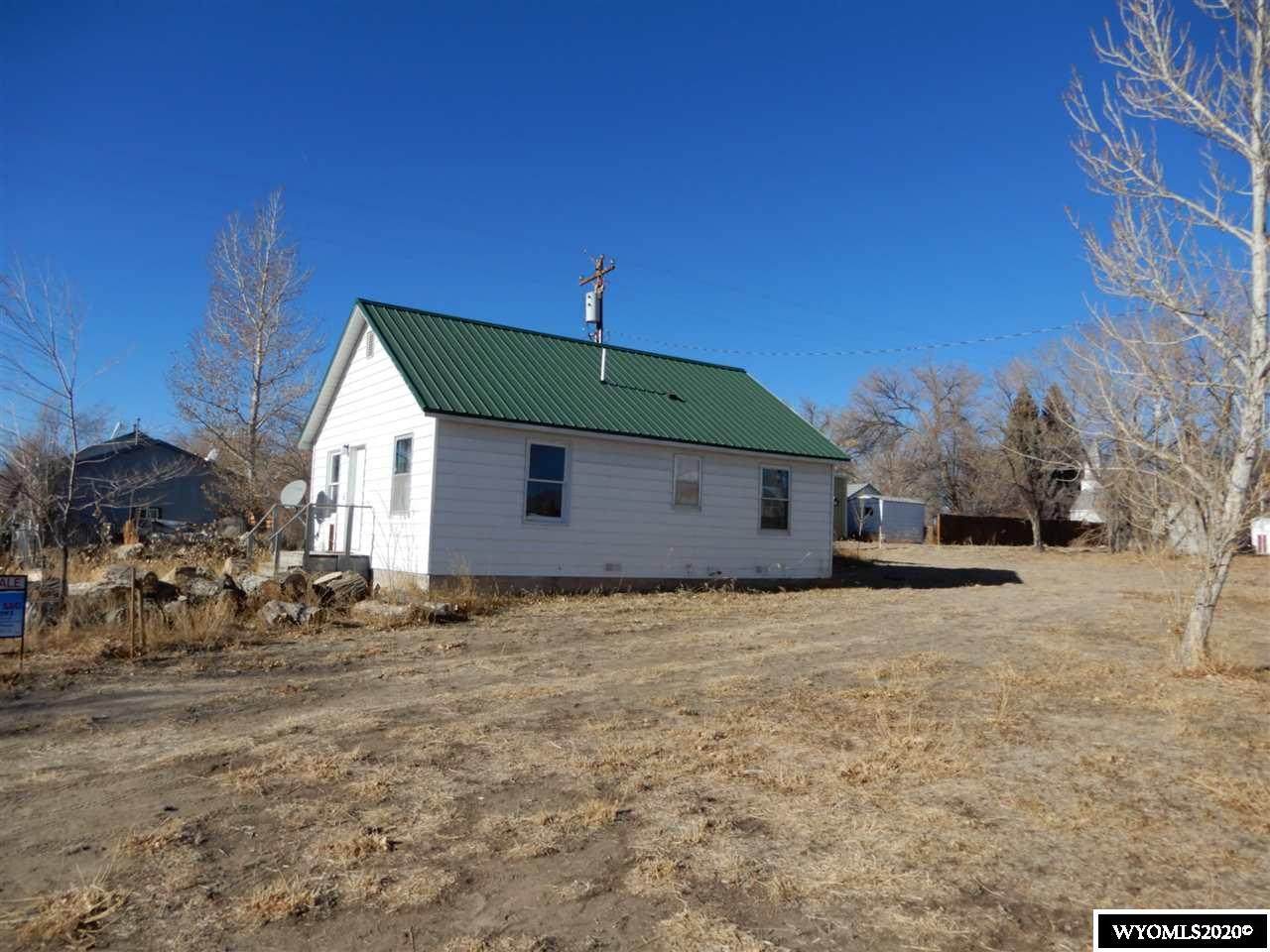 110 E. Cedar - Photo 1