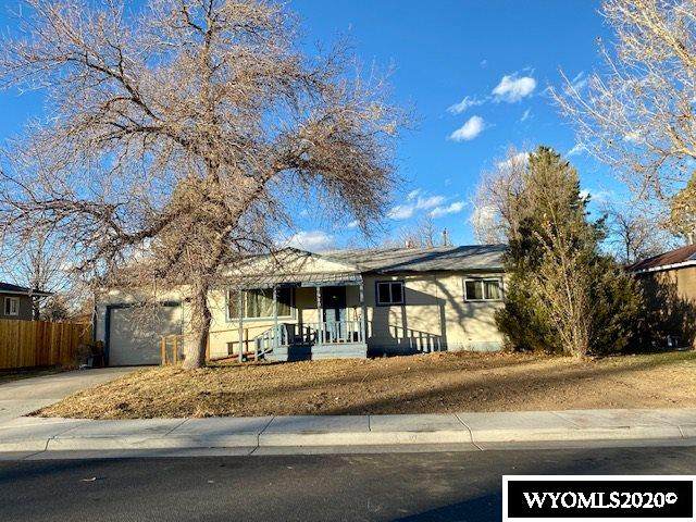 940 Cliff Street - Photo 1
