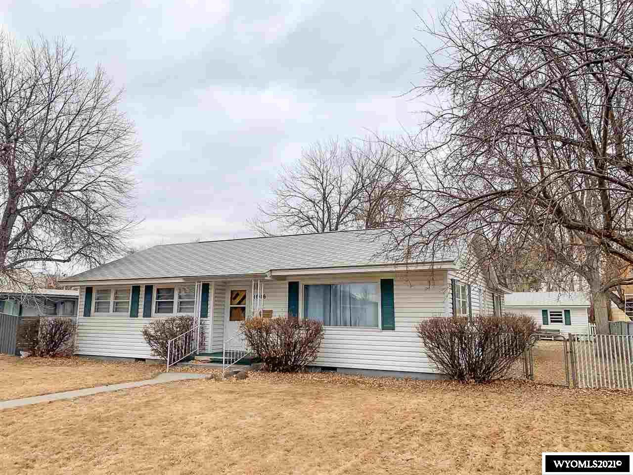1006 Fremont Avenue - Photo 1