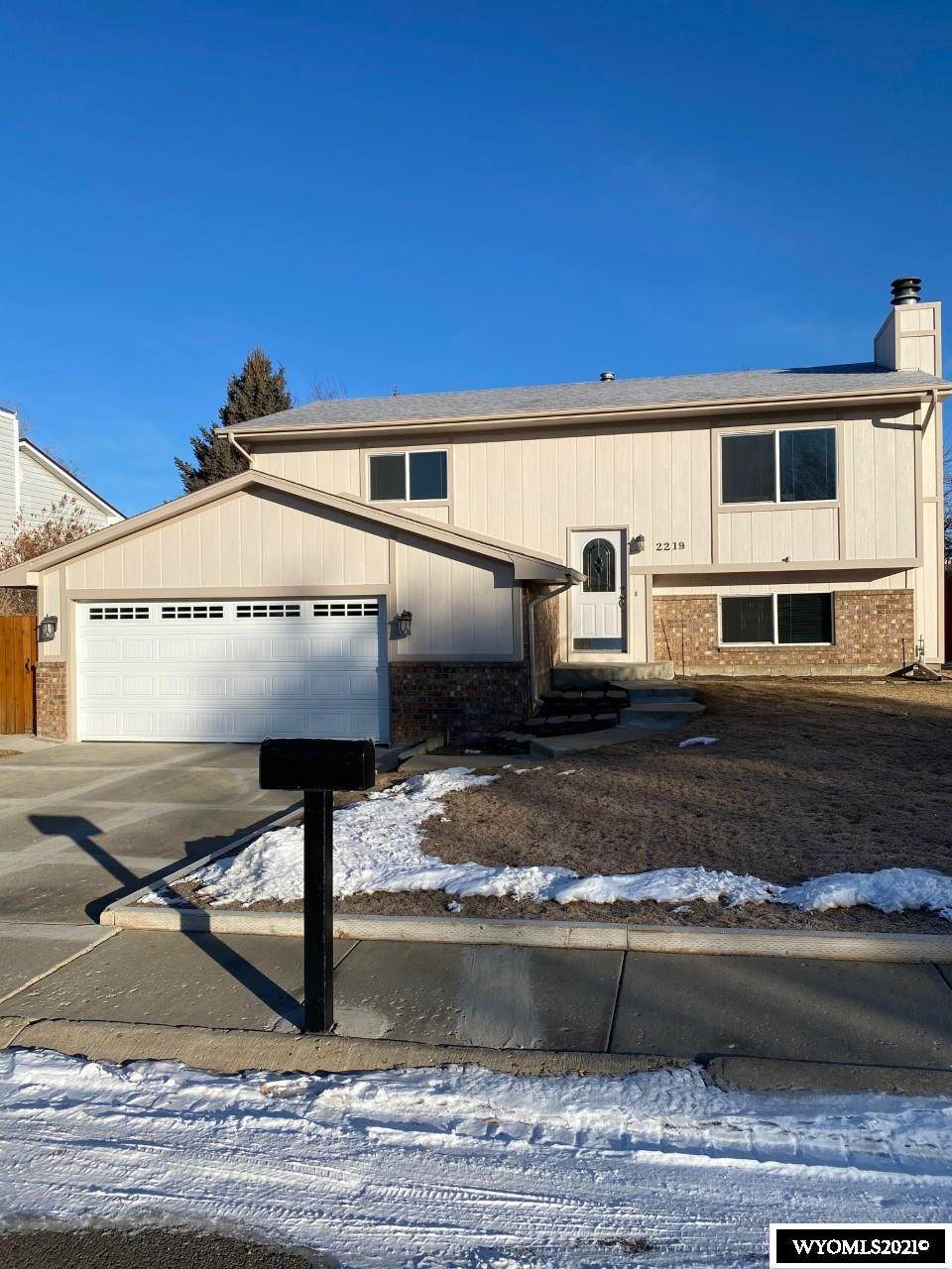 2219 Sierra Road - Photo 1