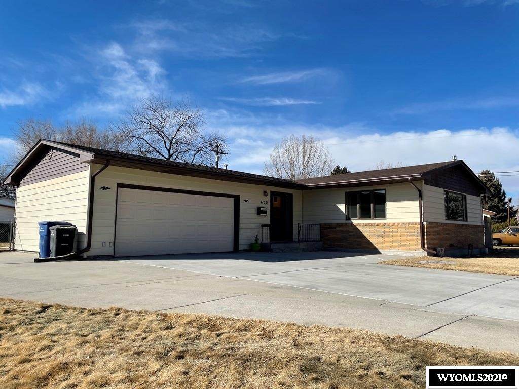 1120 Elk Drive - Photo 1