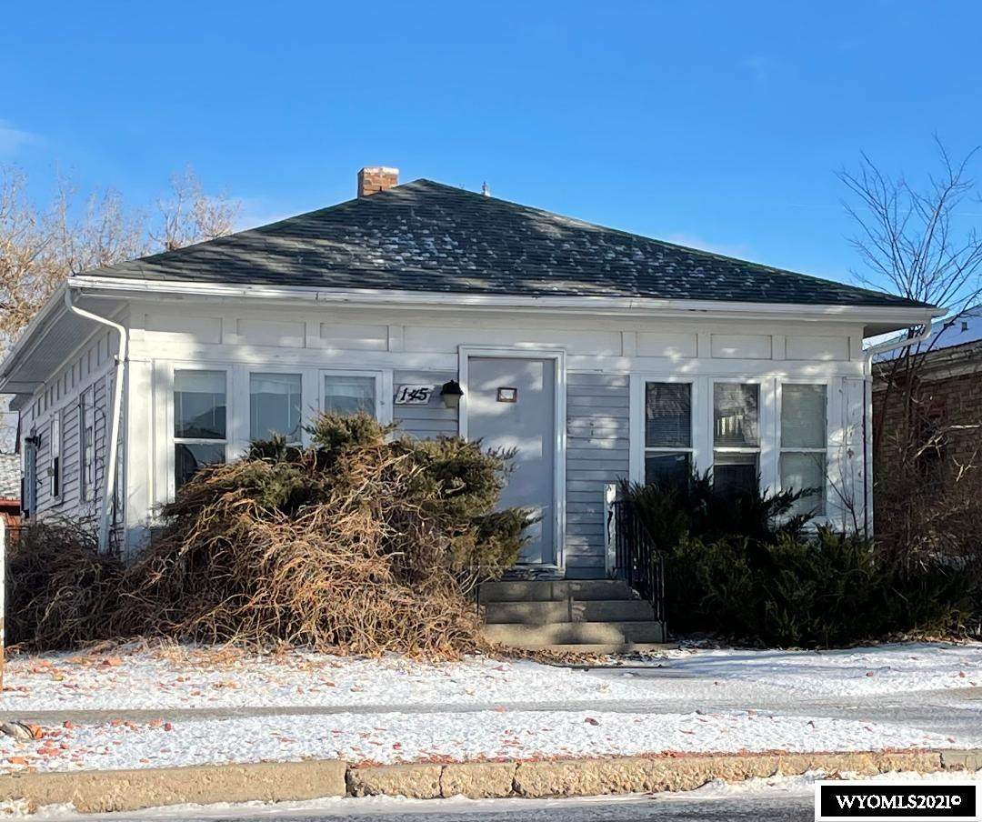 145 Lincoln Street - Photo 1