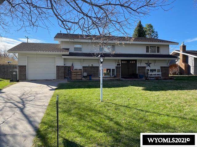 822 7th Street - Photo 1