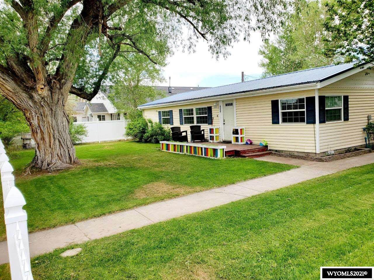 225 E Canal - Photo 1