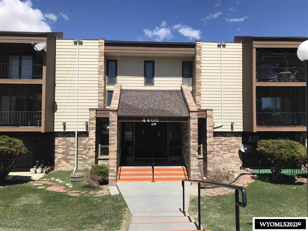4400 Poplar 209-D - Photo 1