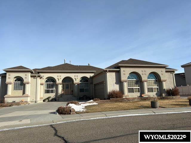 1310 Doe Drive - Photo 1