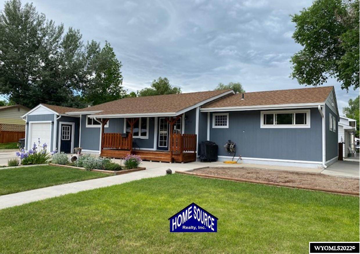 870 Clinchard Street - Photo 1