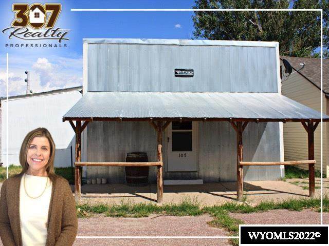 101 Laramie Avenue - Photo 1