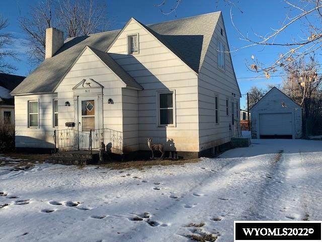917 Grace Avenue - Photo 1
