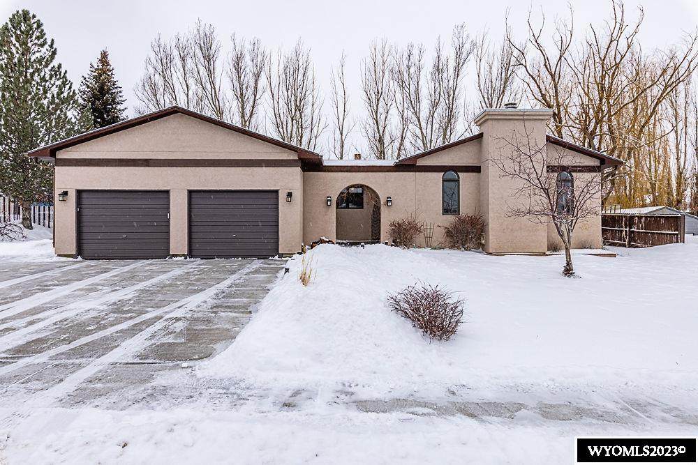 725 Ironwood Street - Photo 1