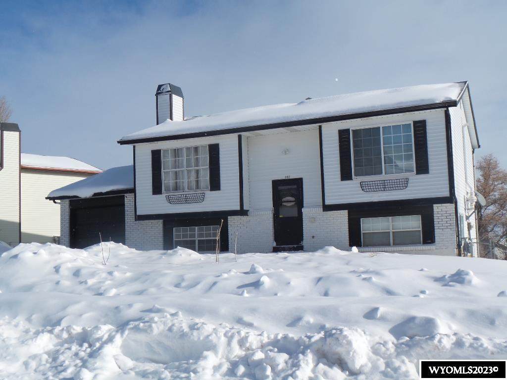 202 Vista Ridge - Photo 1