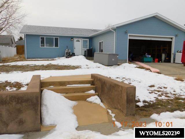 513 Emigrant Drive - Photo 1