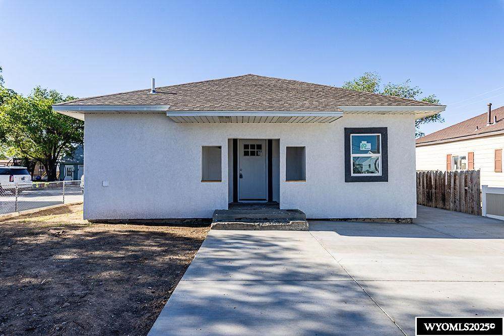 124 White Mountain Drive - Photo 1